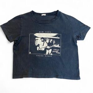 Brandy-melville Women's Black and Navy T-shirt